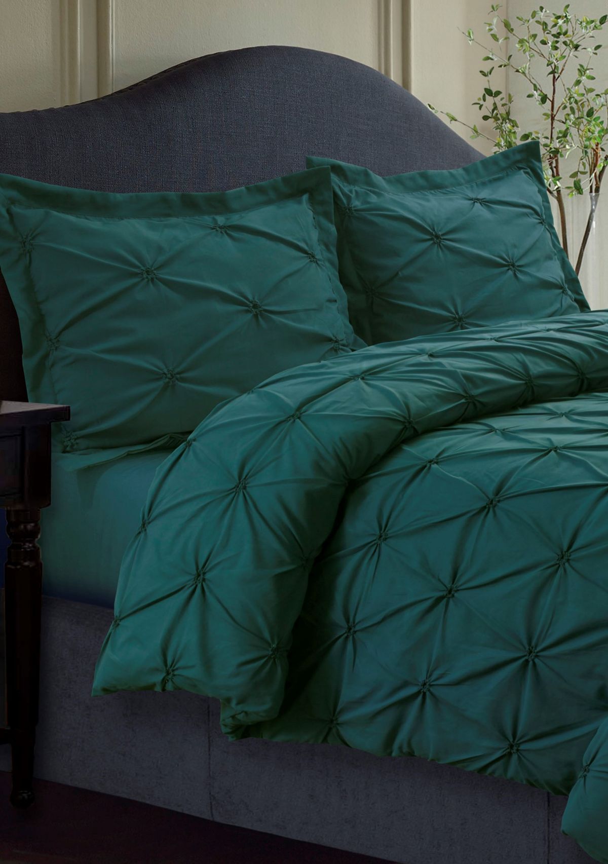 Sydney Pintuck Oversized Duvet Set