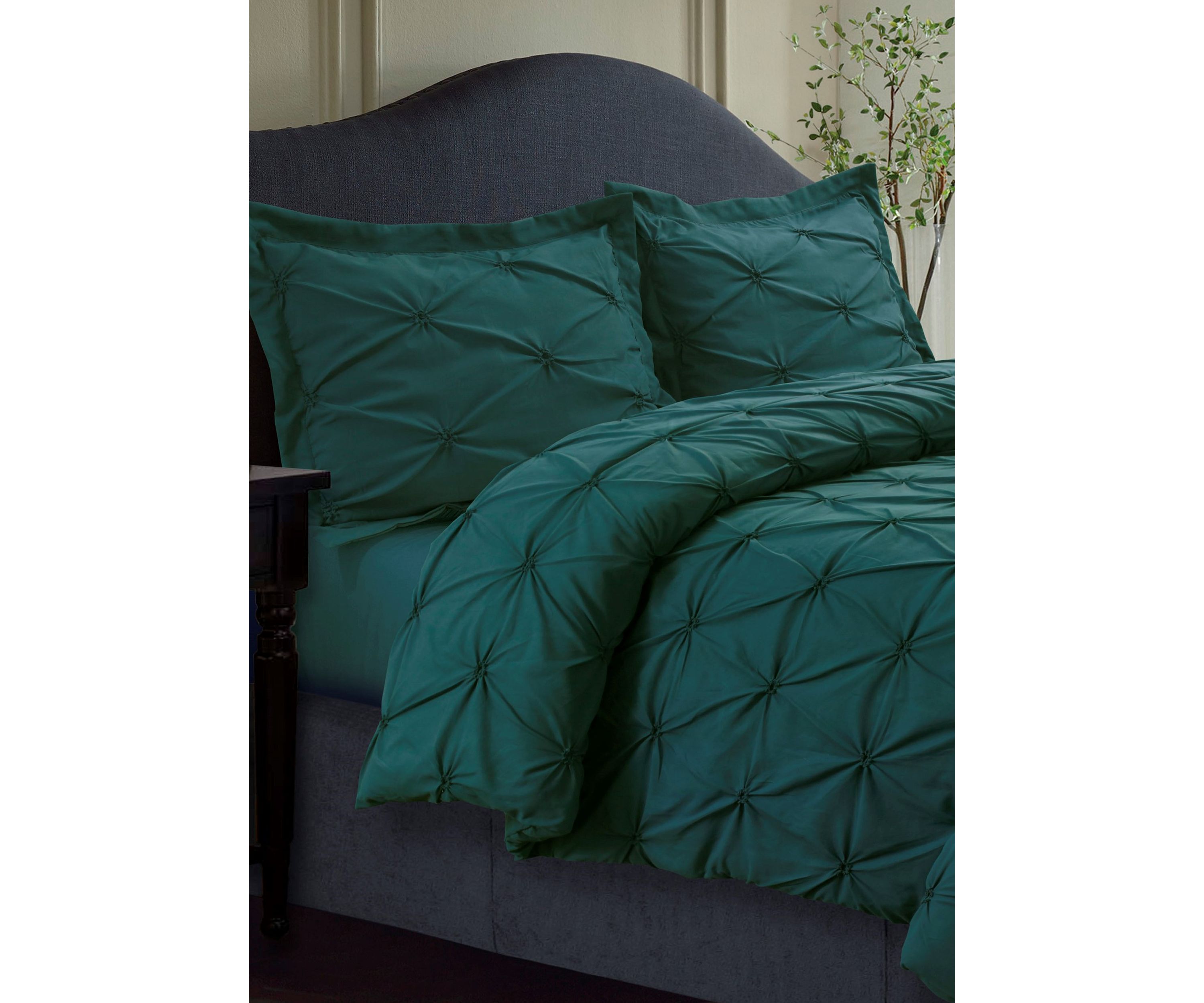 Sydney Pintuck Oversized Duvet Set