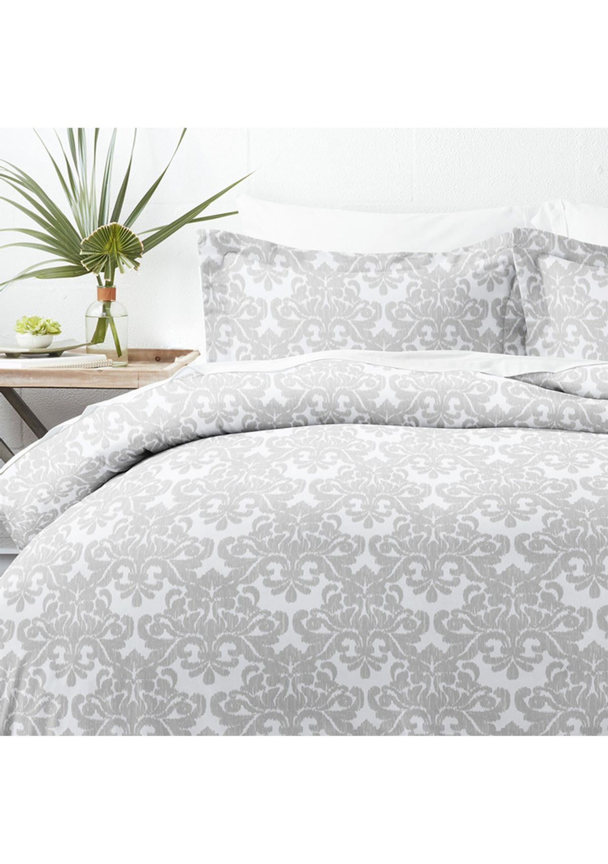 Premium Ultra Soft Soft Damask Pattern 3 Piece  Duvet Cover Set