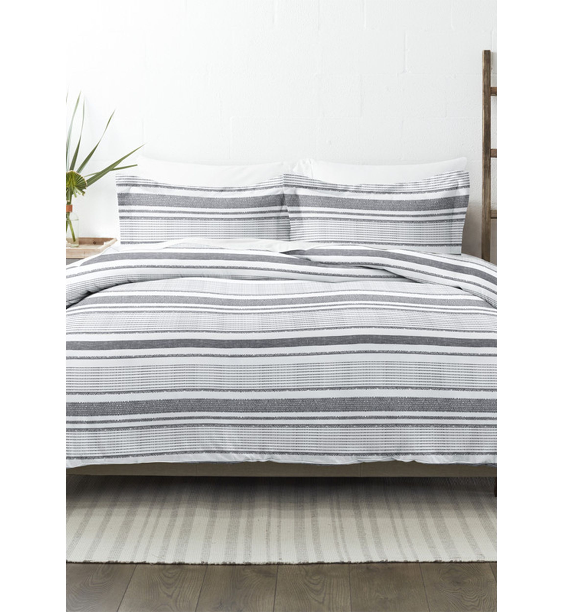 Premium Ultra Soft Vintage Stripe Pattern 3 Piece Duvet Cover Set