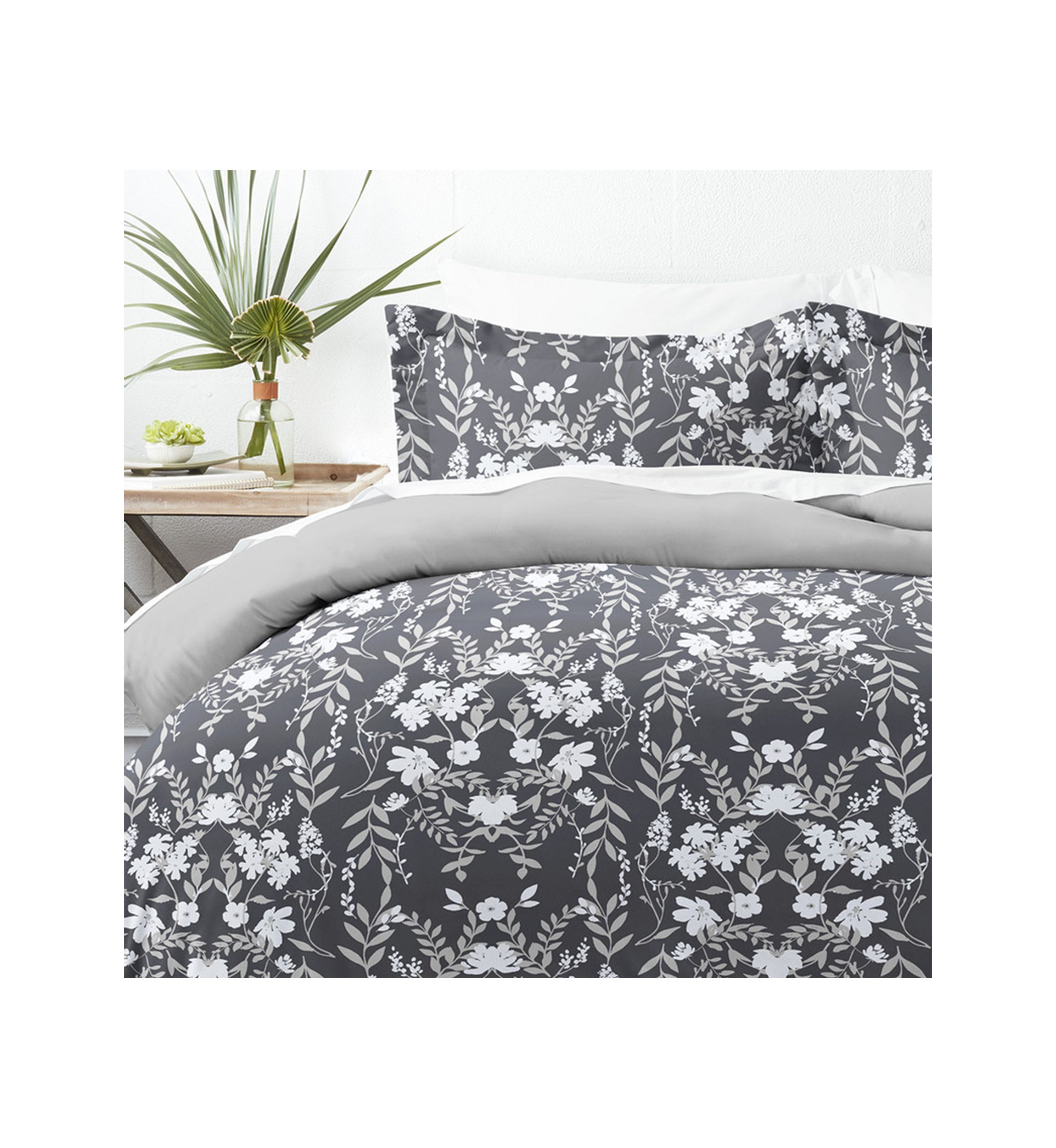 Premium Ultra Soft Secret Garden Pattern 3 Piece Reversible Duvet Cover Set