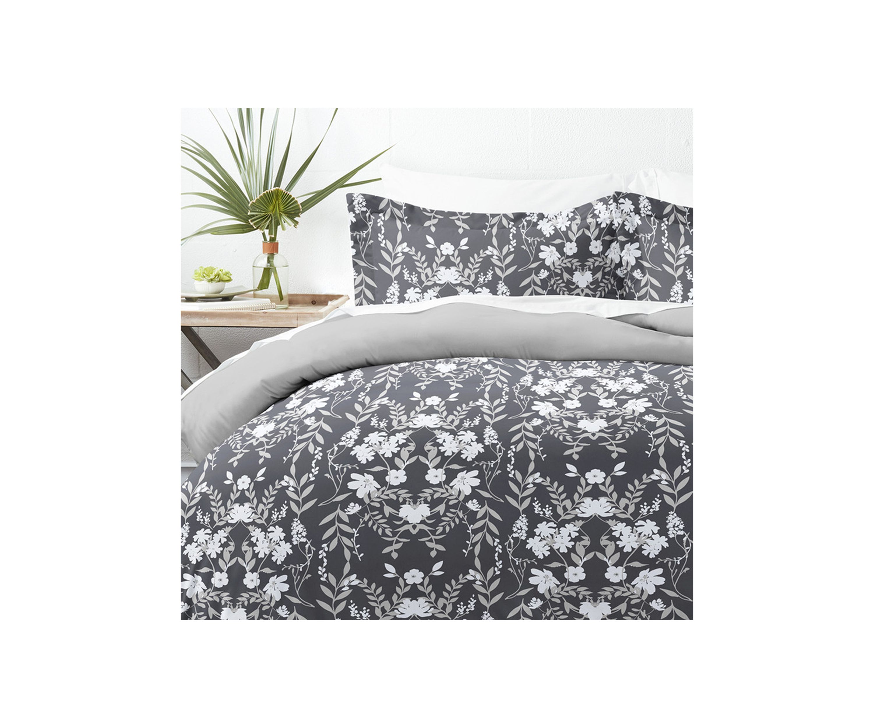 Premium Ultra Soft Secret Garden Pattern 3 Piece Reversible Duvet Cover Set