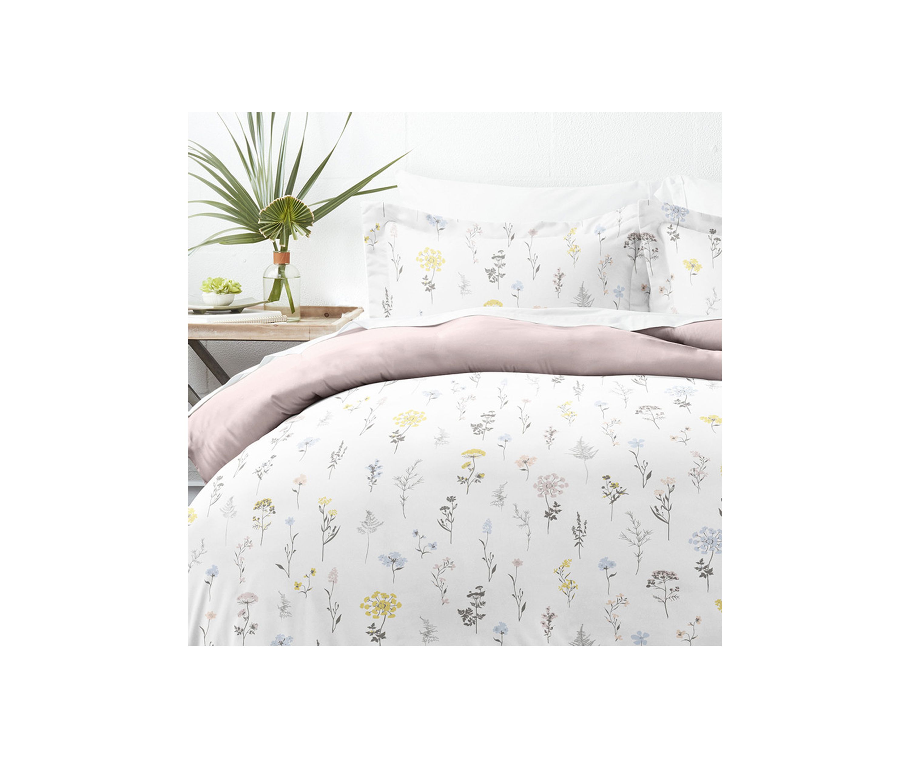 Premium Ultra Soft Wild Flower Pattern 3 Piece Reversible Duvet Cover Set