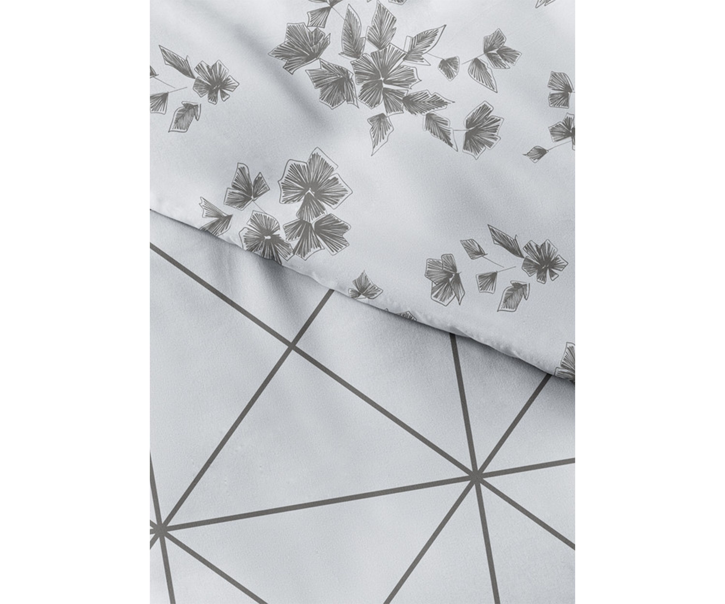 Premium Ultra Soft Edgy Flowers Pattern 3 Piece Reversible Duvet Cover Set