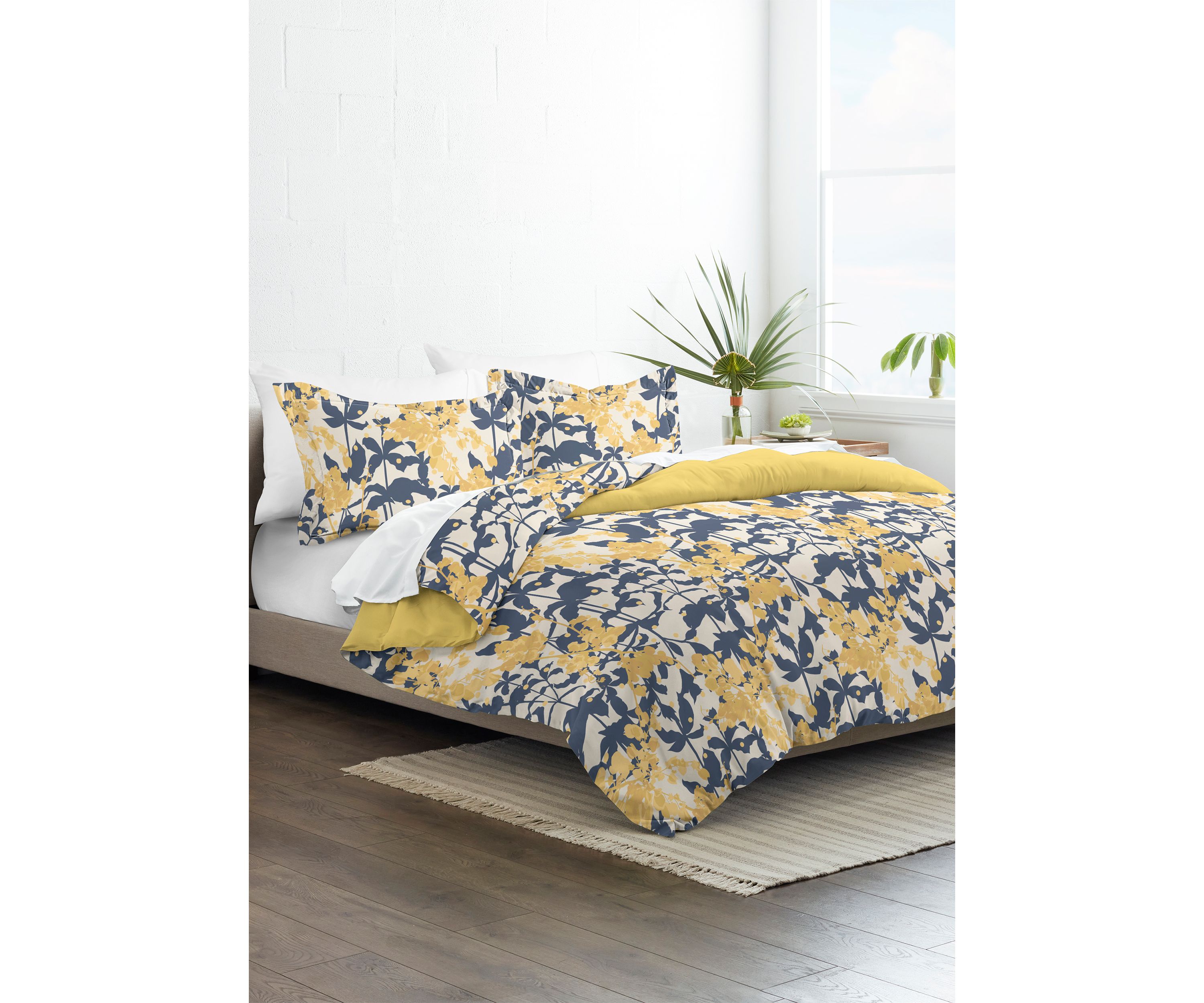 Premium Ultra Soft Boho Flower 3-Piece Reversible Duvet Cover Set