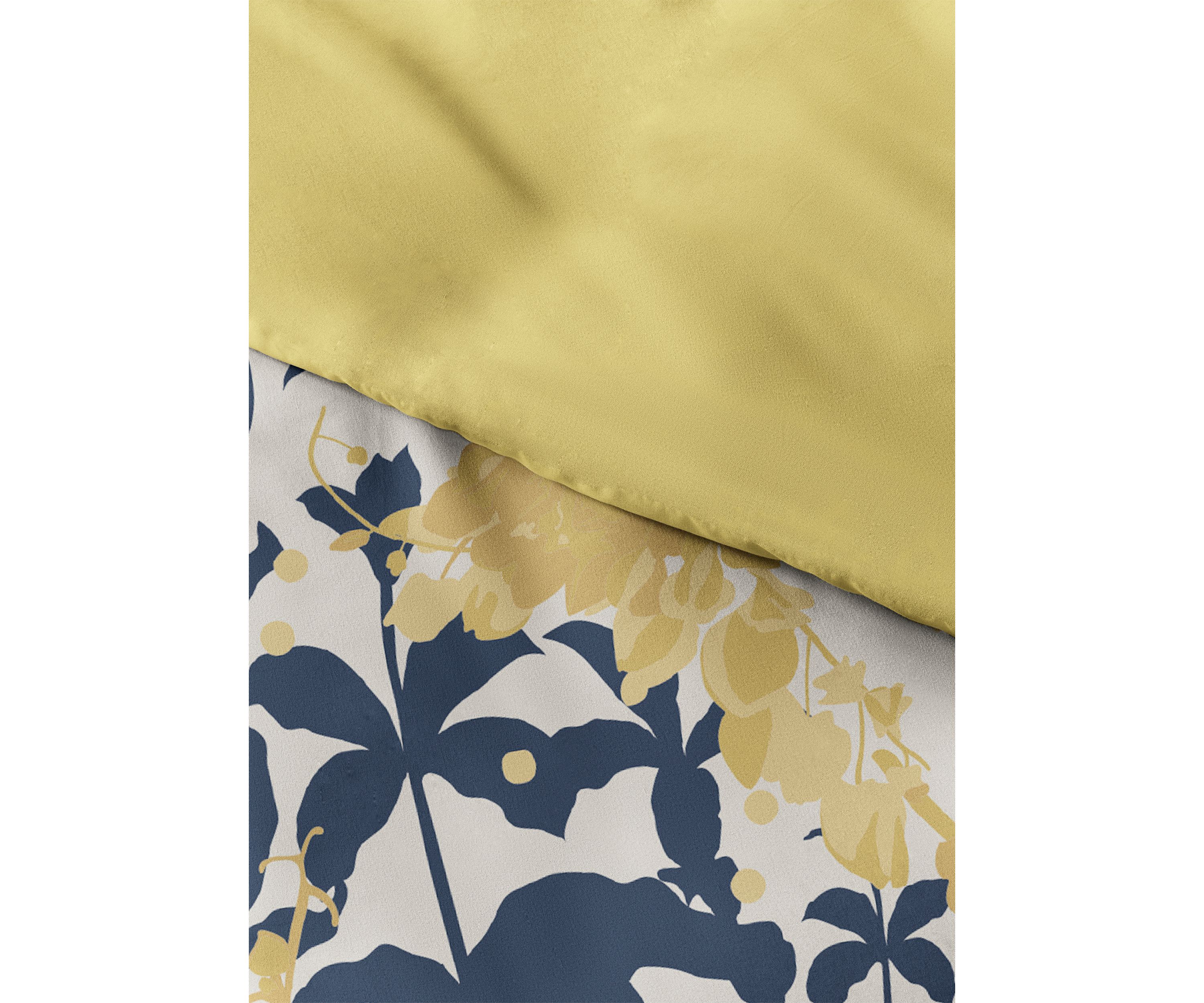 Premium Ultra Soft Boho Flower 3-Piece Reversible Duvet Cover Set