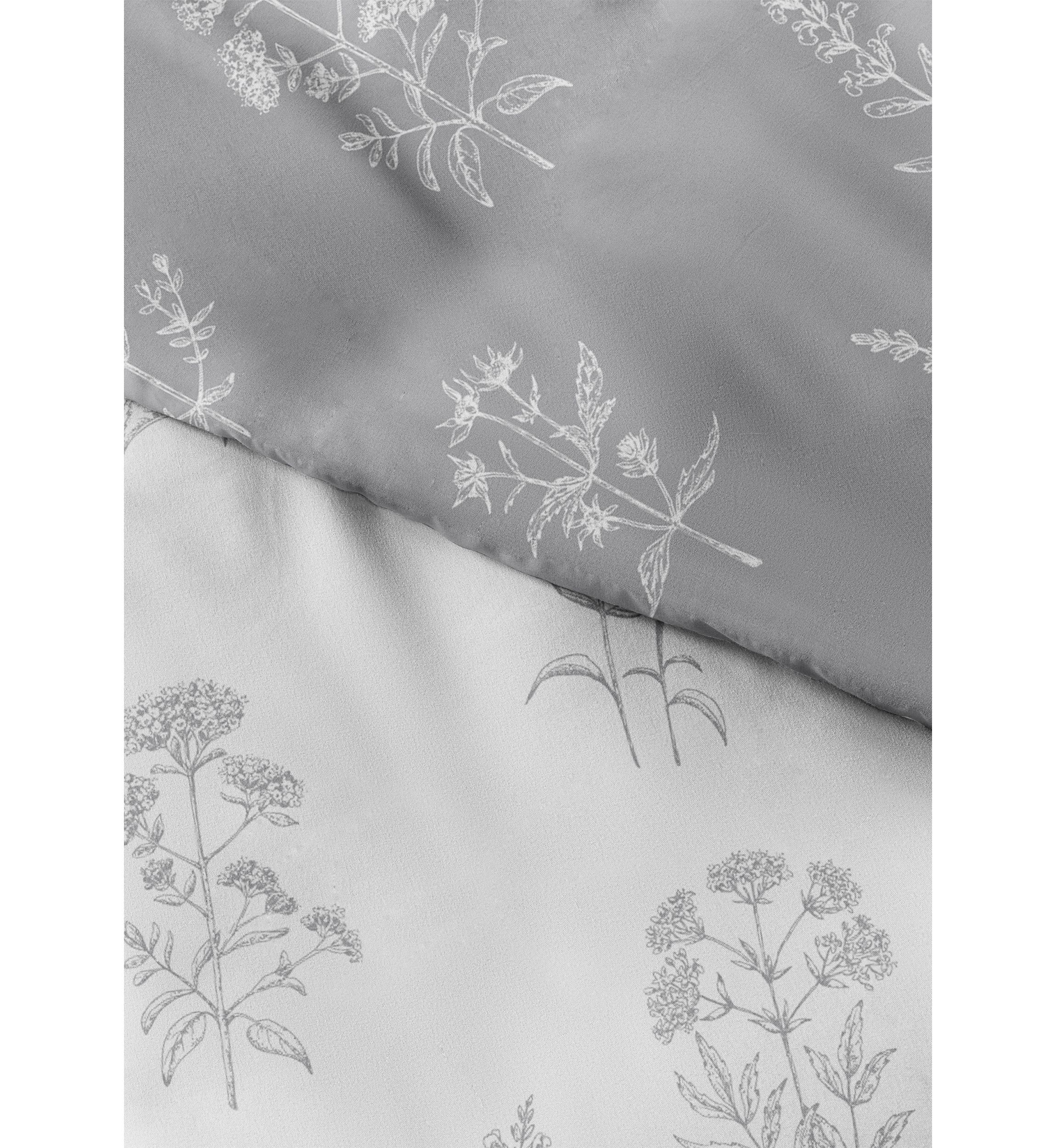 Premium Ultra Soft Botany Floral 3-Piece Reversible Duvet Cover Set