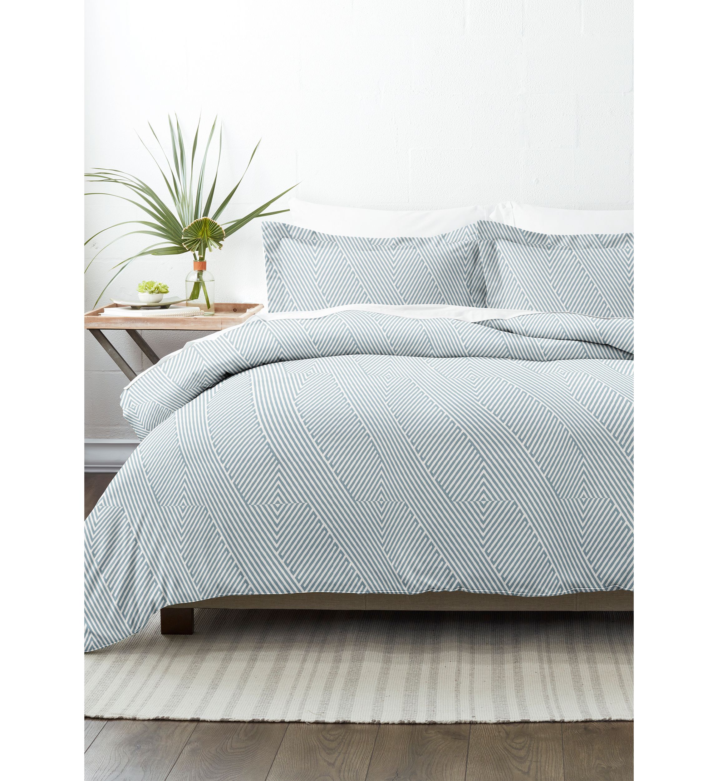Premium Ultra Soft Modern Diagonal 3-Piece Duvet Cover Set