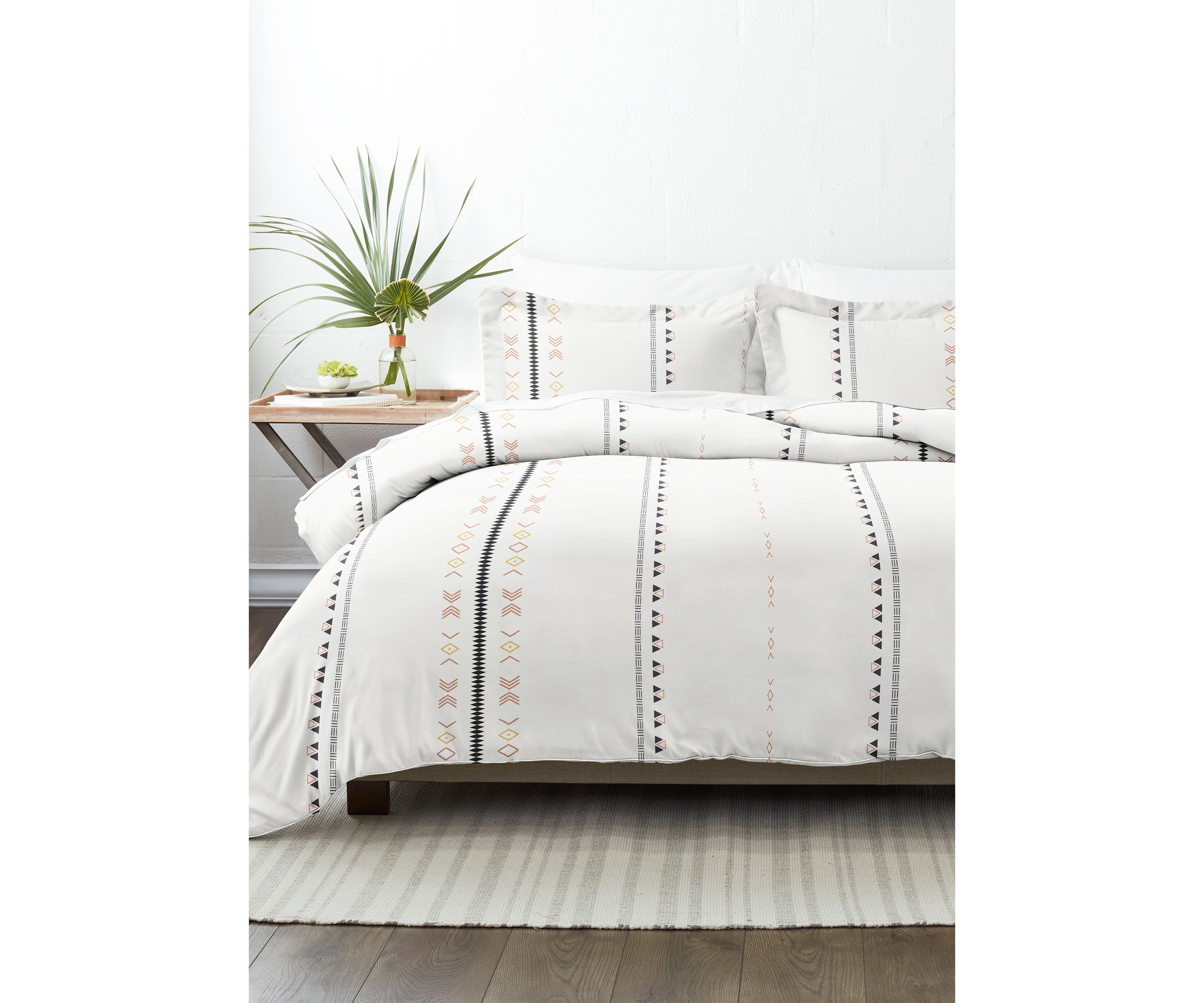 Premium Ultra Soft Natural Geo Lines 3-Piece Duvet Cover Set