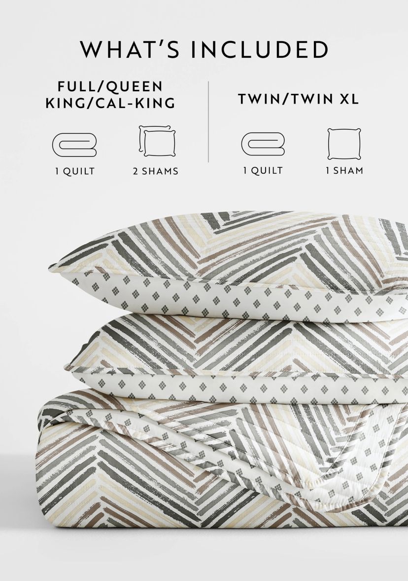 Ultra Soft Microfiber Reversible Diamond Chevron All Season Quilt Set with Shams