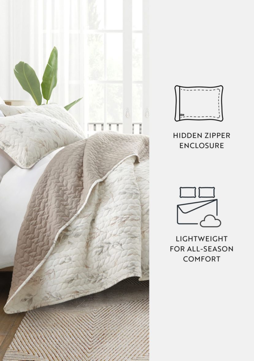Ultra Soft Microfiber Reversible Watercolor Leaves/Stripe All Season Quilt Set with Shams
