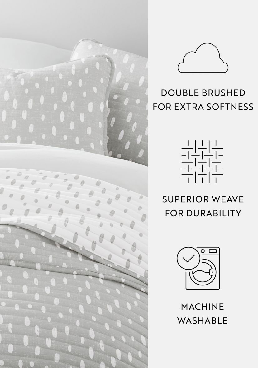 Ultra Soft Microfiber Reversible Painted Dots All Season Quilt Set with Shams