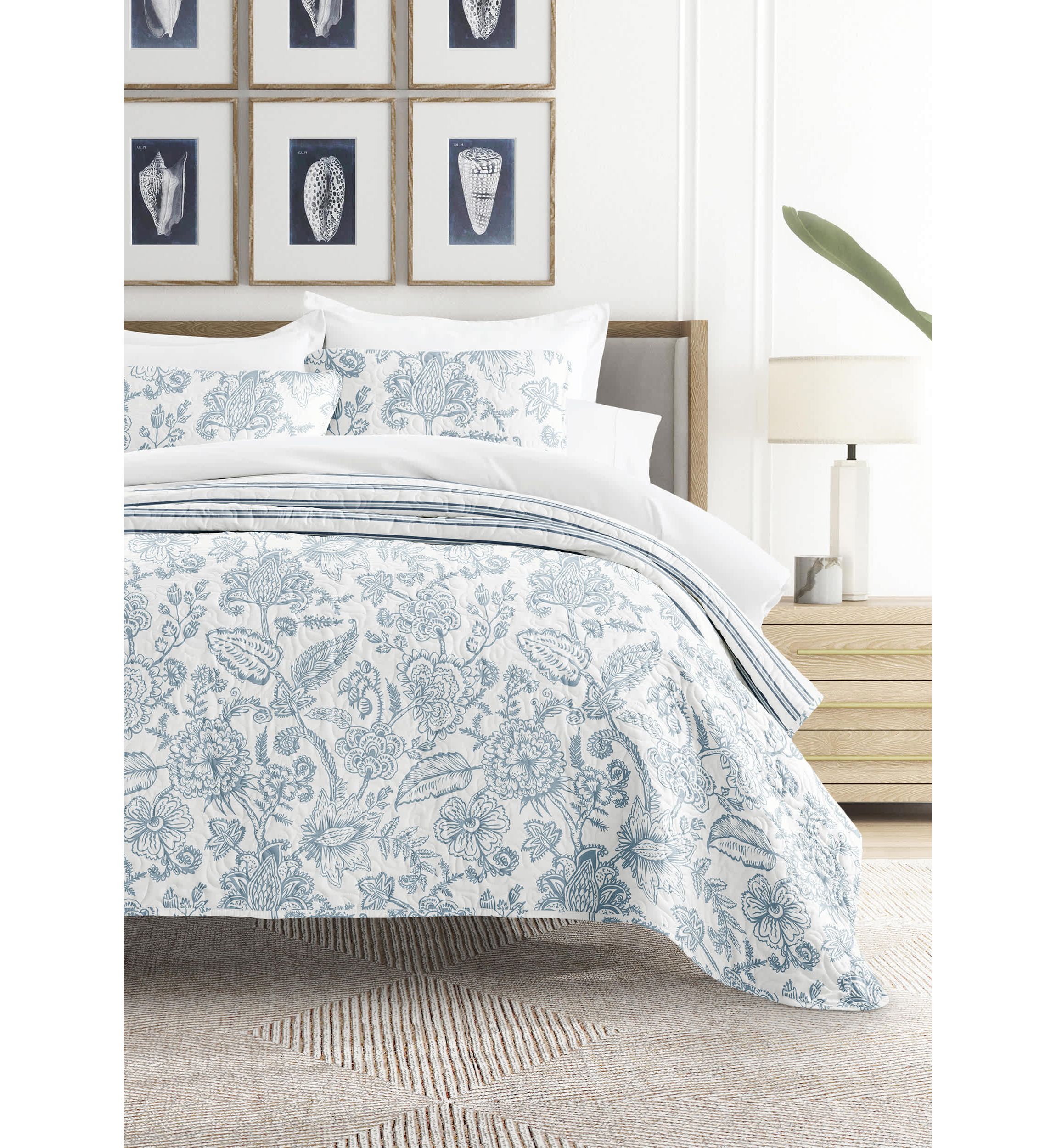 Ultra Soft Microfiber Reversible Jacobean/Stripe All Season Quilt Set with Shams