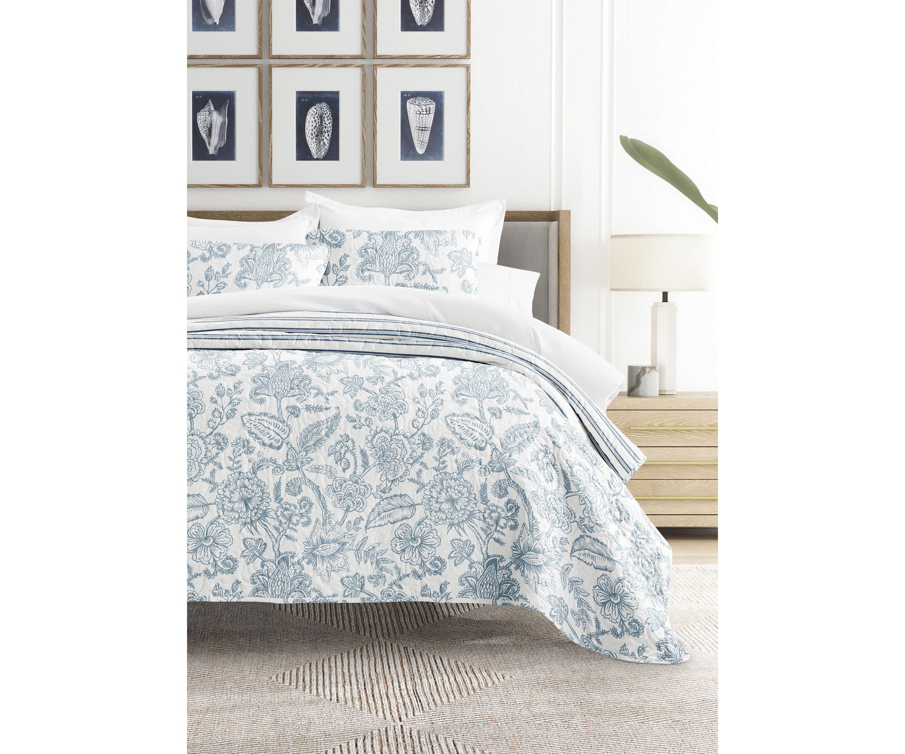 Ultra Soft Microfiber Reversible Jacobean/Stripe All Season Quilt Set with Shams