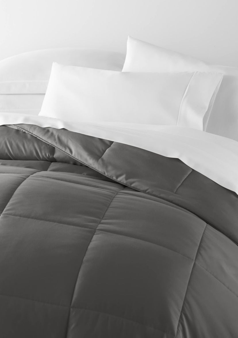 Ultra Soft Microfiber All Season Down-Alternative Solid Comforter