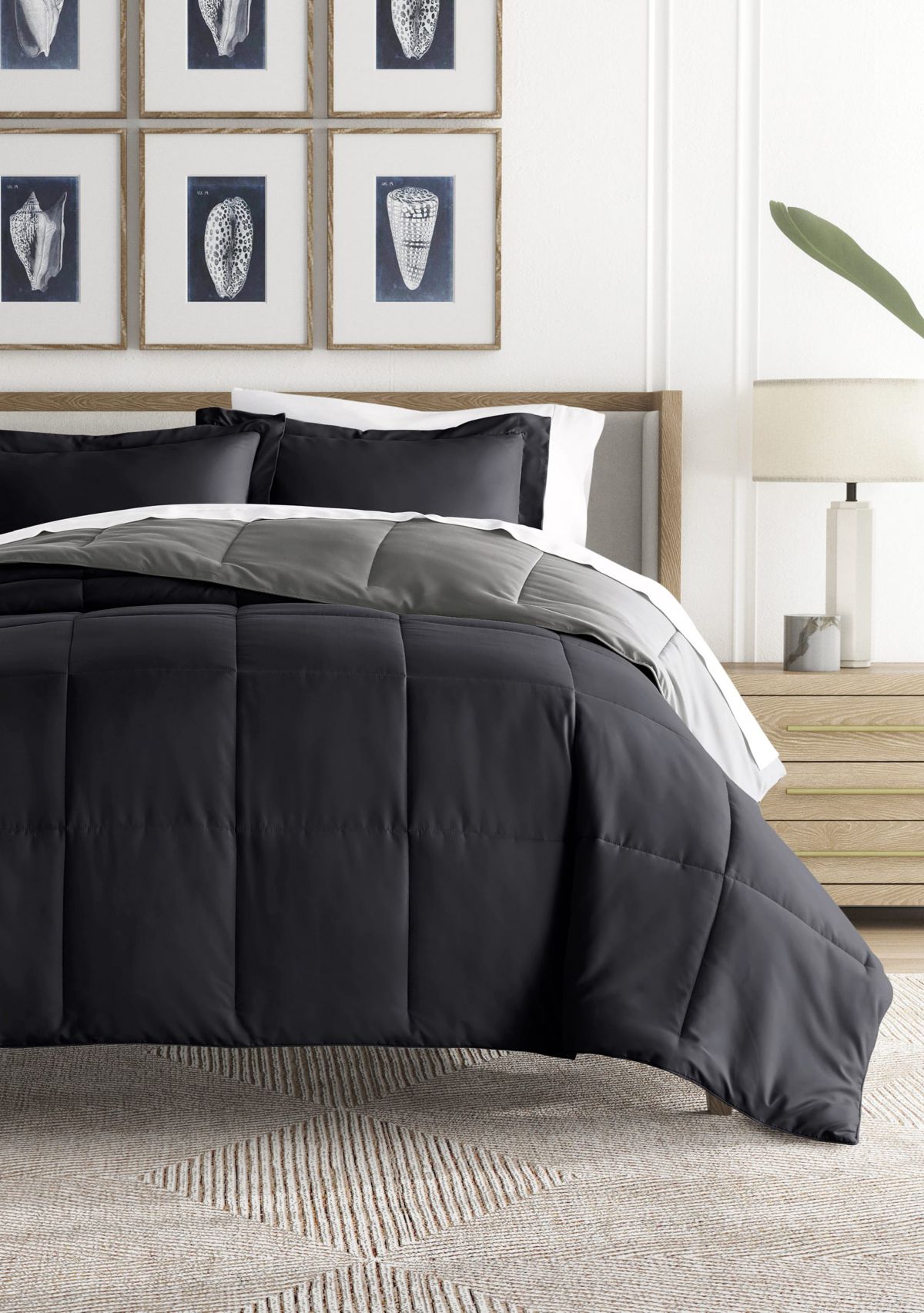 Reversible Ultra Soft Microfiber All Season Down-Alternative Comforter Set