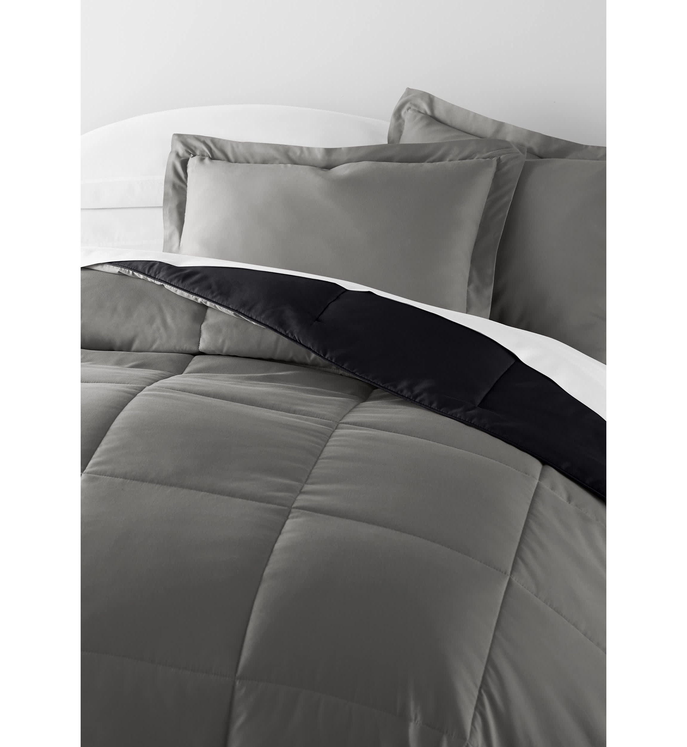 Reversible Ultra Soft Microfiber All Season Down-Alternative Comforter Set