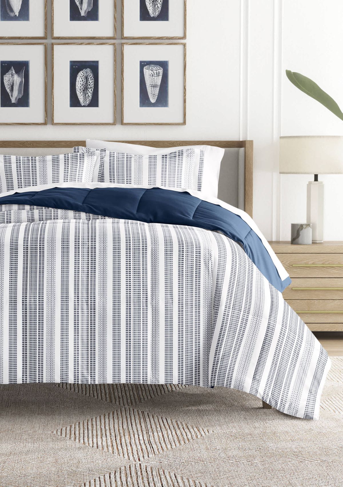 Reversible Farmhouse Dreams Patterned Ultra Soft Microfiber Down-Alternative Comforter Set