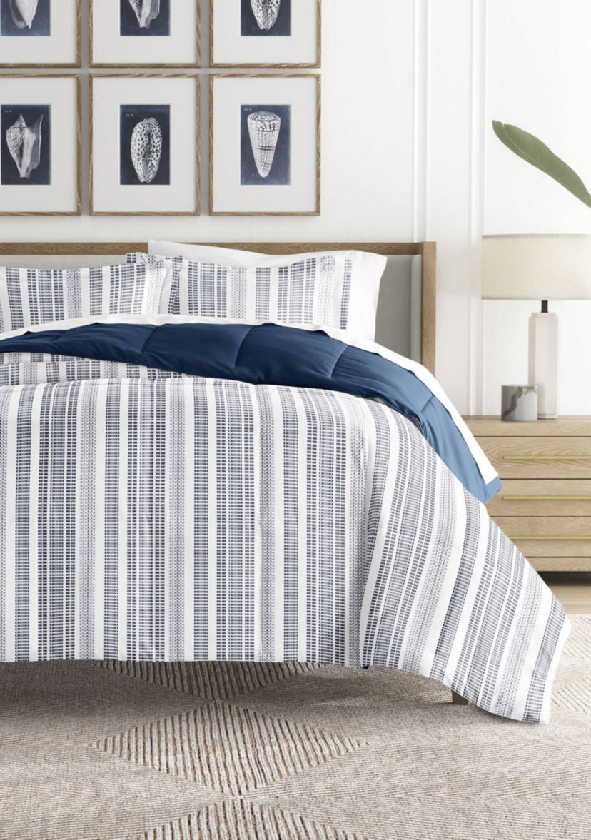Reversible Farmhouse Dreams Patterned Ultra Soft Microfiber Down-Alternative Comforter Set
