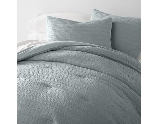 Light/Pastel Blue