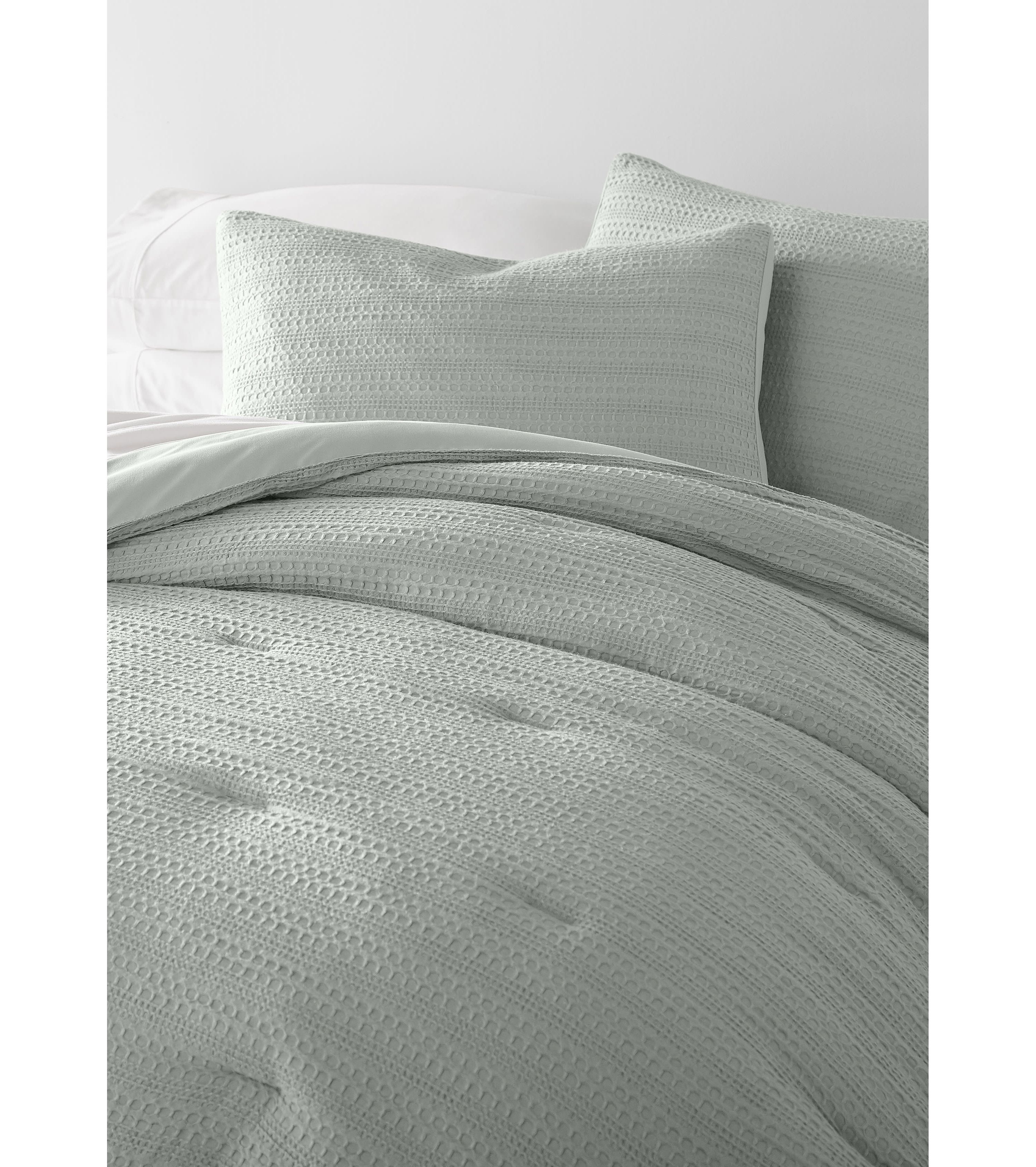 Waffle Textured Ultra Soft Microfiber All Season Down-Alternative Comforter Set