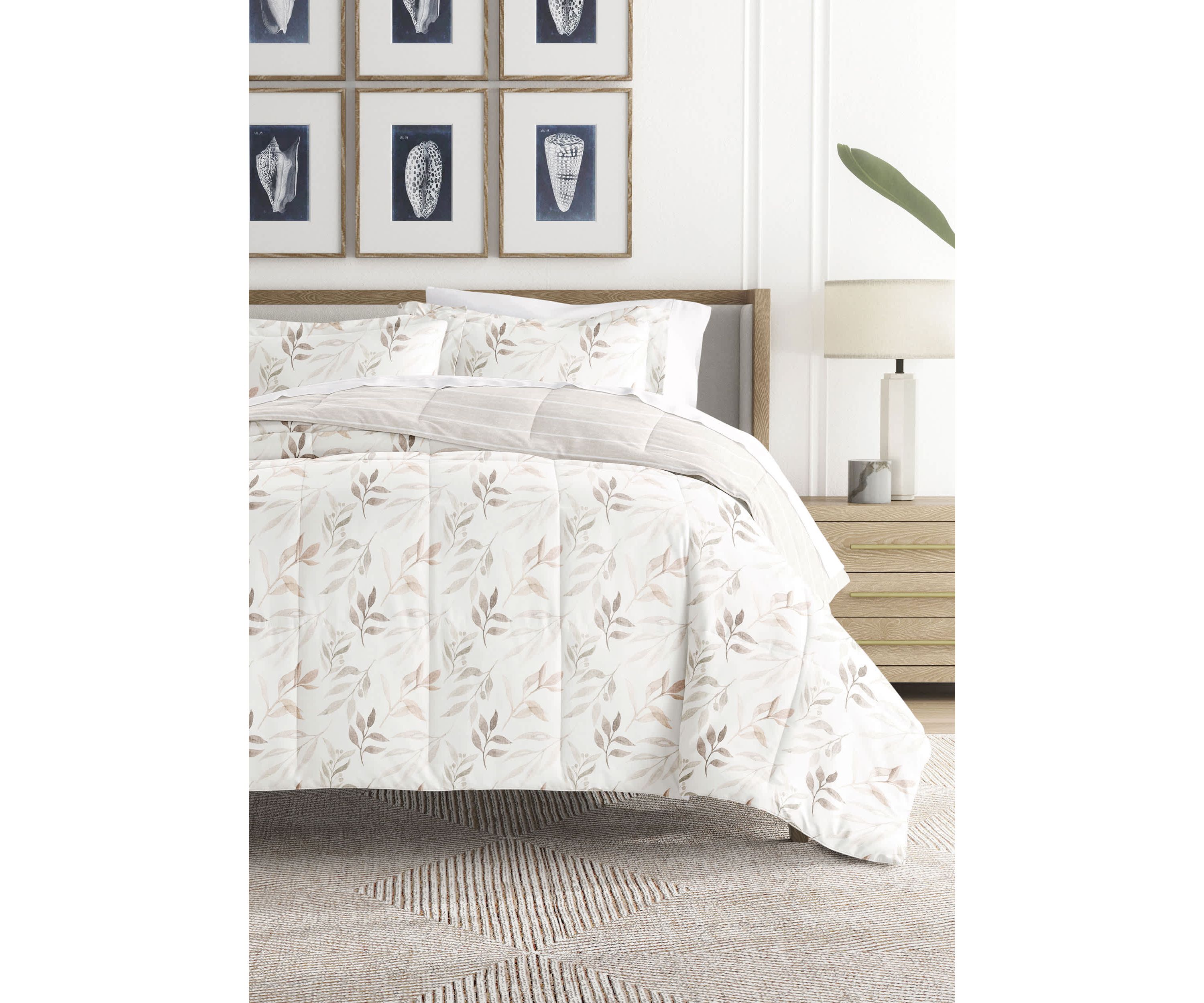 Reversible Foliage Stripe Patterned Ultra Soft Microfiber Down-Alternative Comforter Set