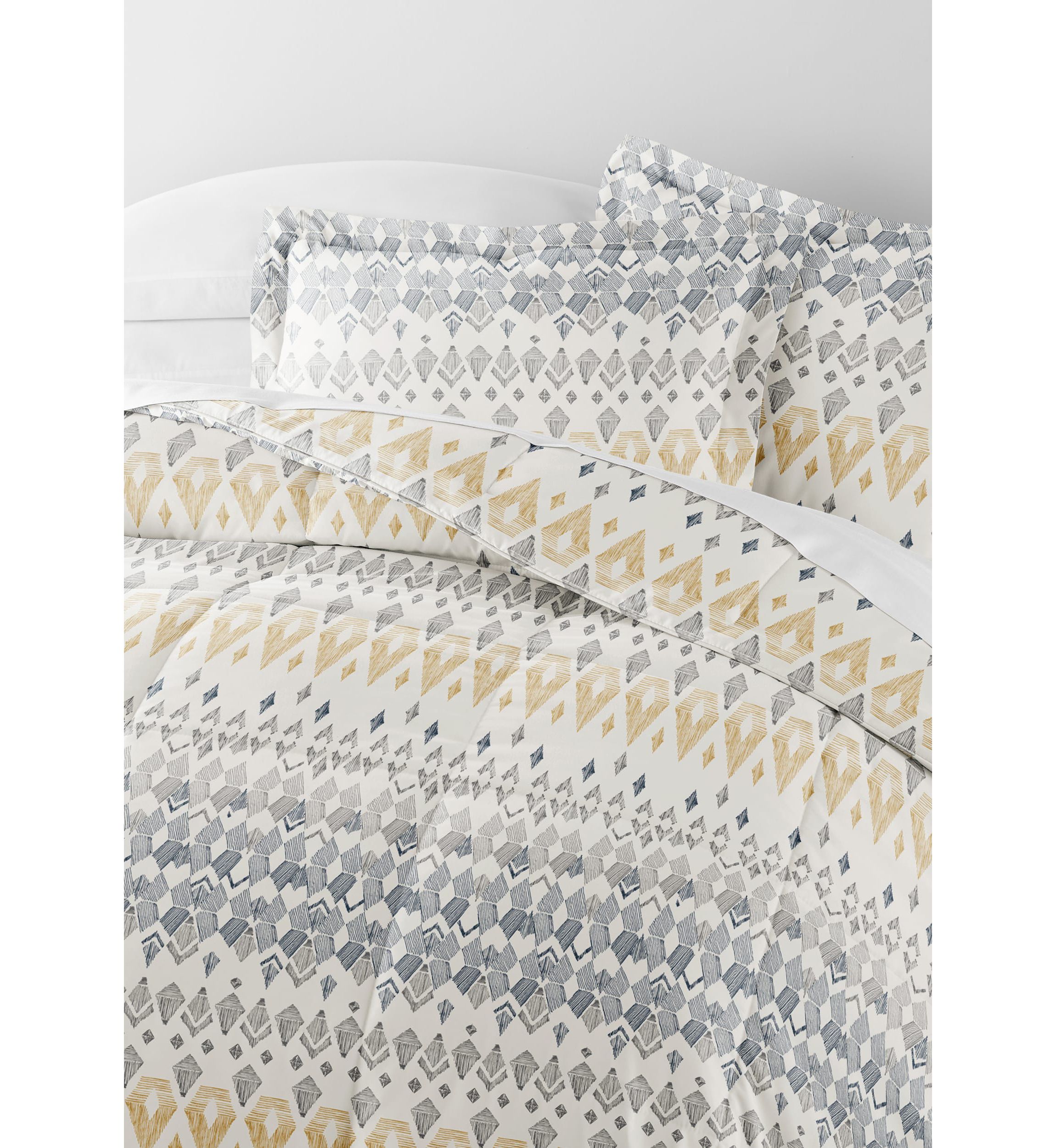 Patterned Mayan Stamp Microfiber All Season Down-Alternative Comforter Set