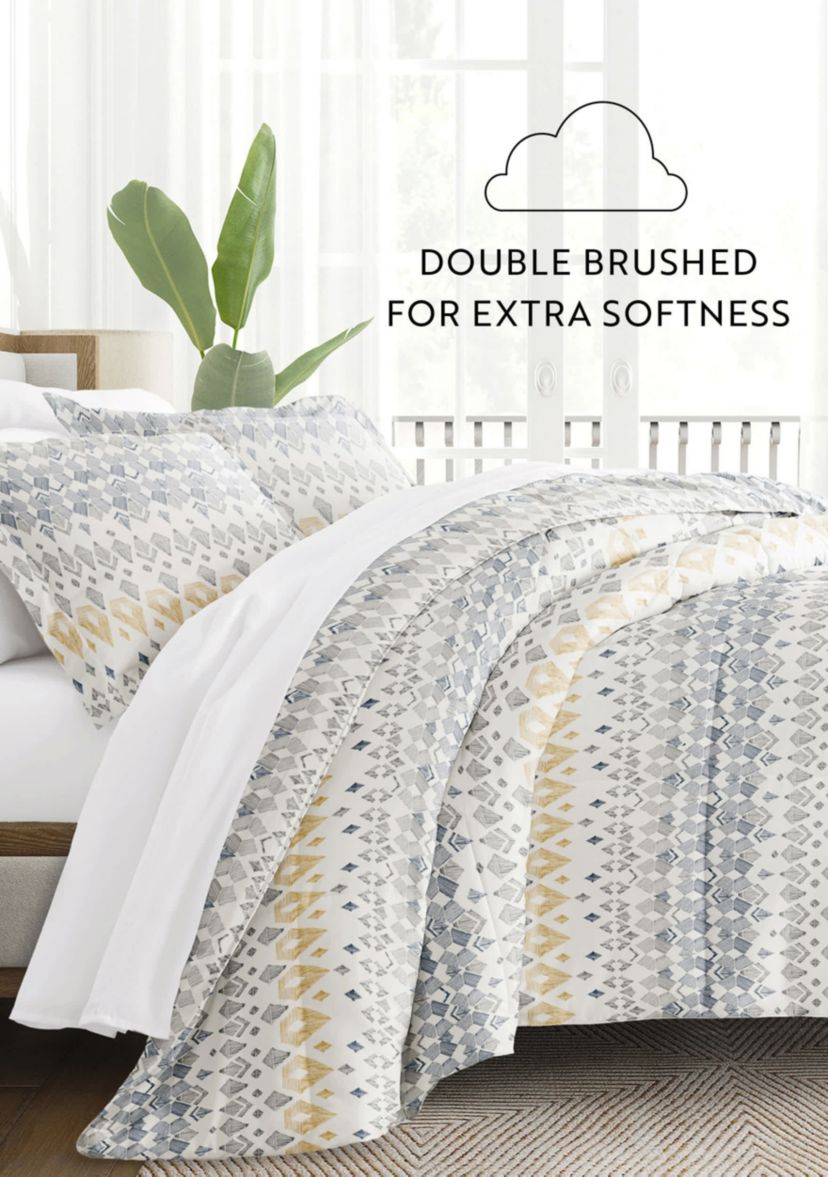 Patterned Mayan Stamp Microfiber All Season Down-Alternative Comforter Set
