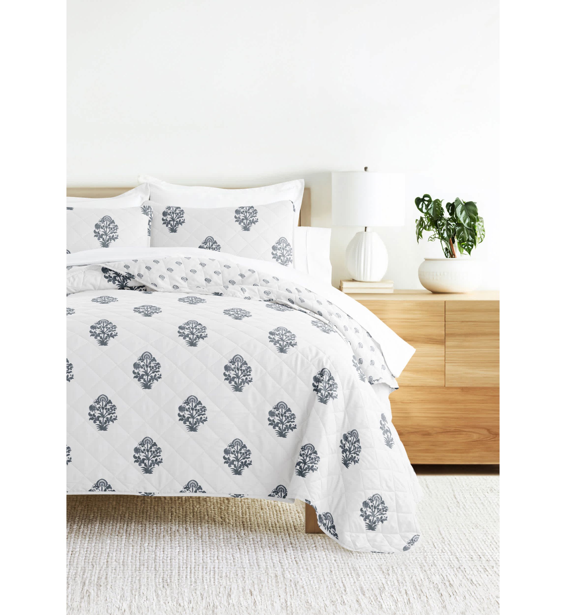Quilt Coverlet Set All Season Patterned Reversible Microfiber Ultra Soft Bedding