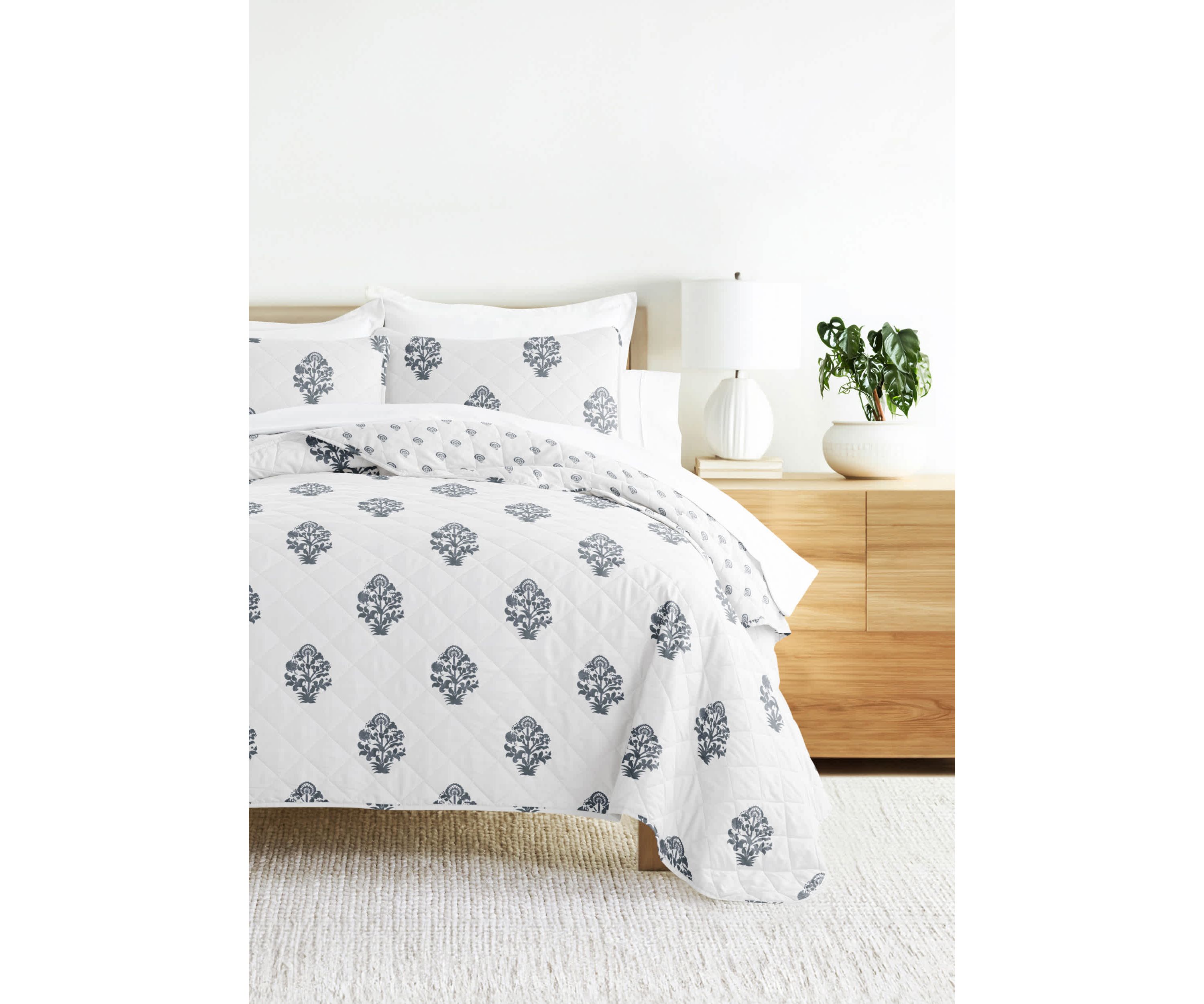 Quilt Coverlet Set All Season Patterned Reversible Microfiber Ultra Soft Bedding