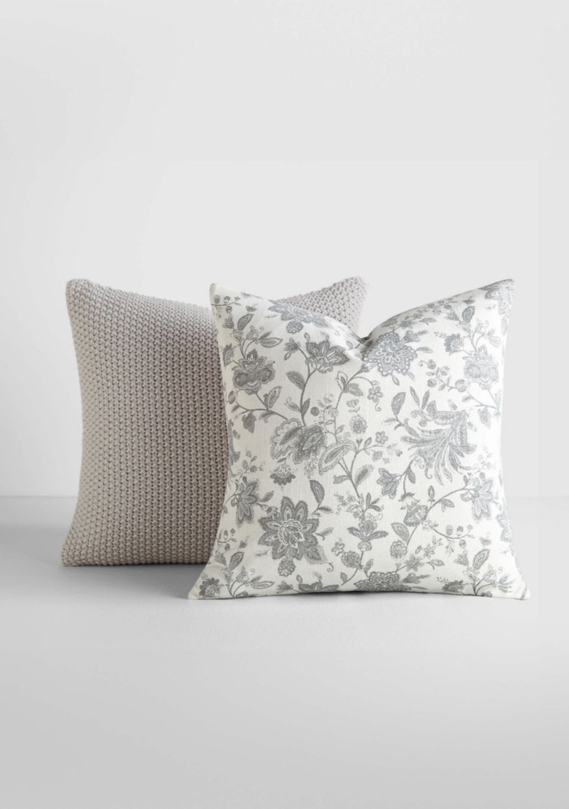 2-Pack Seed Stitch Knit Throw Pillows in Folk Leaves