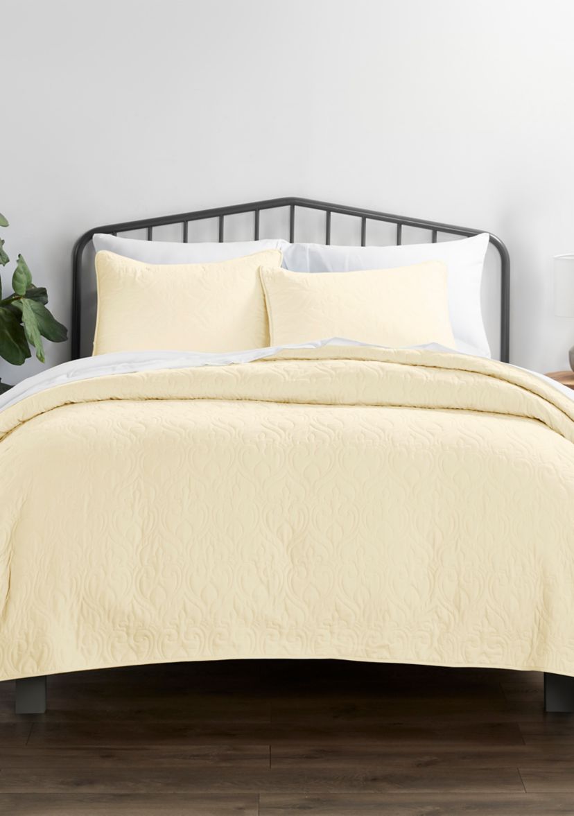 Premium Ultra Soft Damask Pattern Quilted Coverlet Set