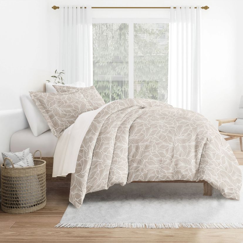 Duvet Cover Set Patterned Microfiber Ultra Soft Bedding in Linear Leaves