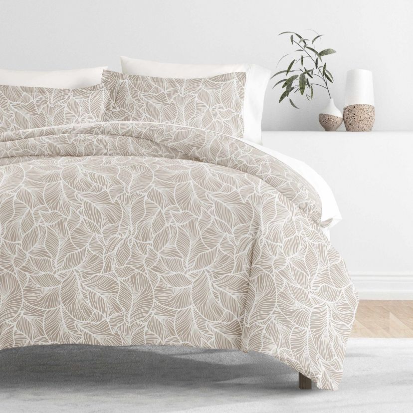 Duvet Cover Set Patterned Microfiber Ultra Soft Bedding in Linear Leaves