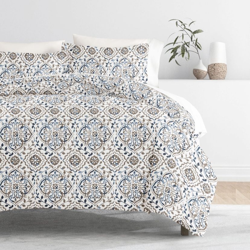 Duvet Cover Set Patterned Microfiber Ultra Soft Bedding in Oasis