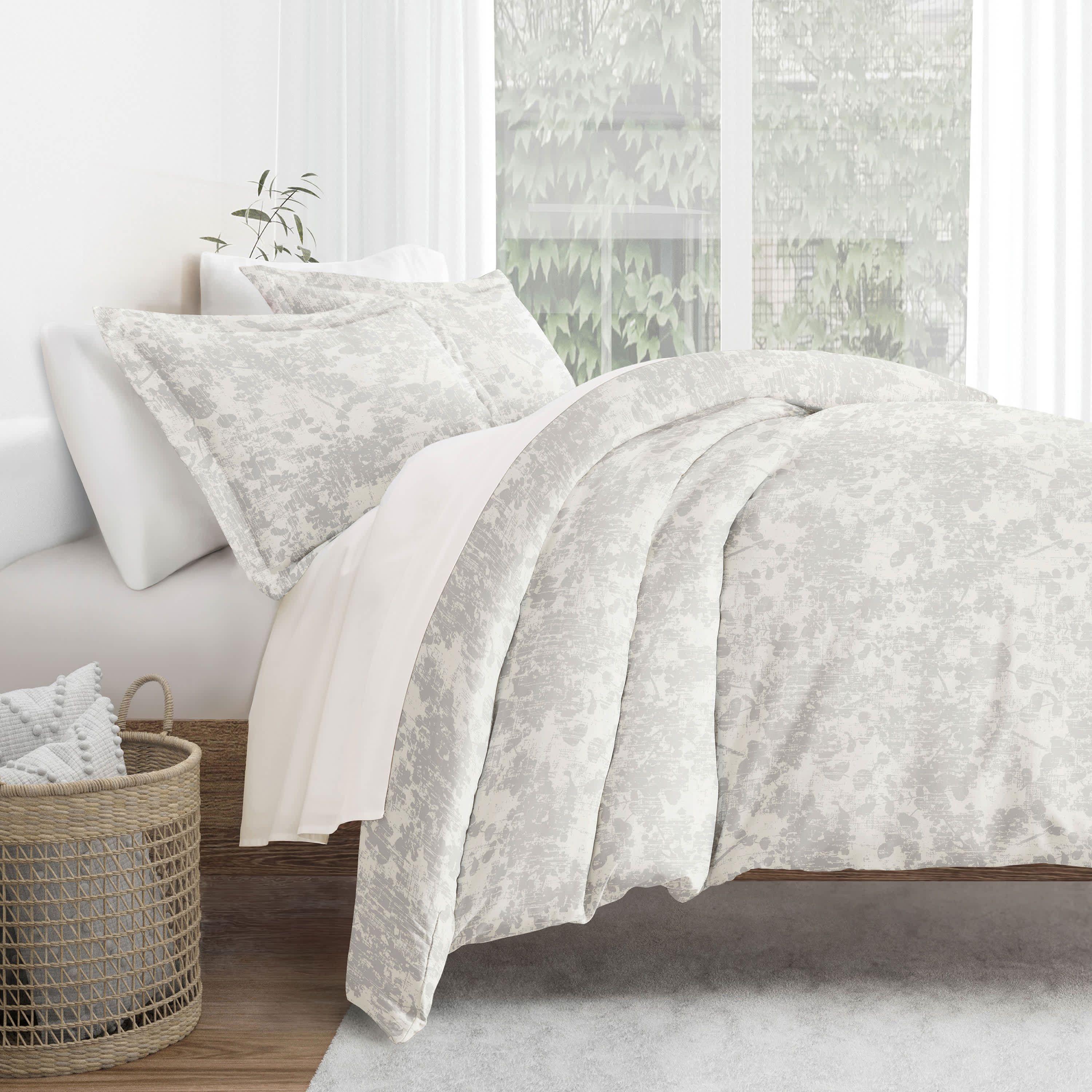 Duvet Cover Set Patterned Microfiber Ultra Soft Bedding in Weathered Floral