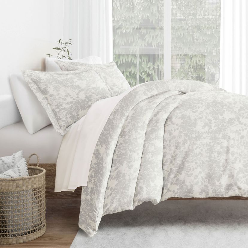 Duvet Cover Set Patterned Microfiber Ultra Soft Bedding in Weathered Floral