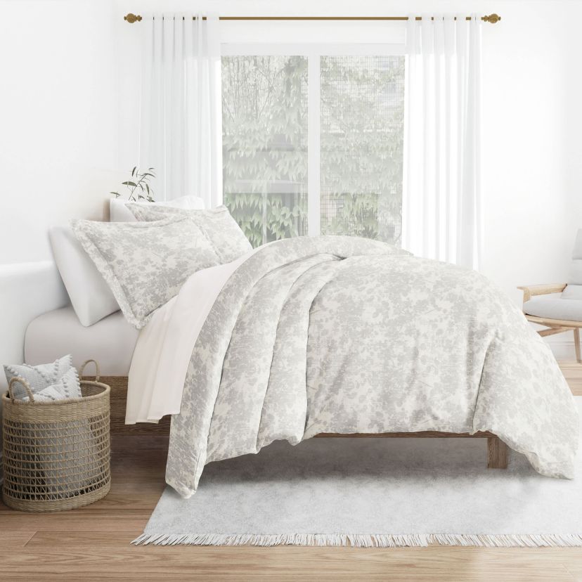 Duvet Cover Set Patterned Microfiber Ultra Soft Bedding in Weathered Floral