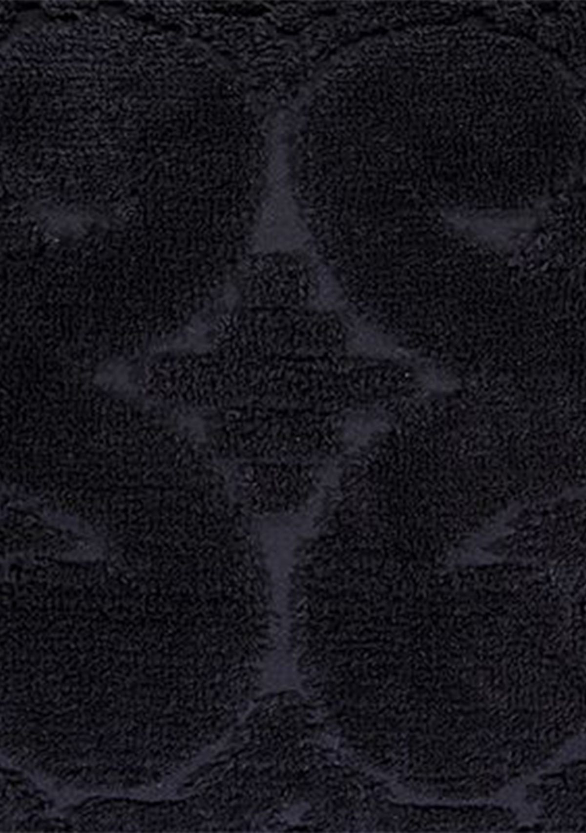 Ashton Collection Bedspread Set with Shams