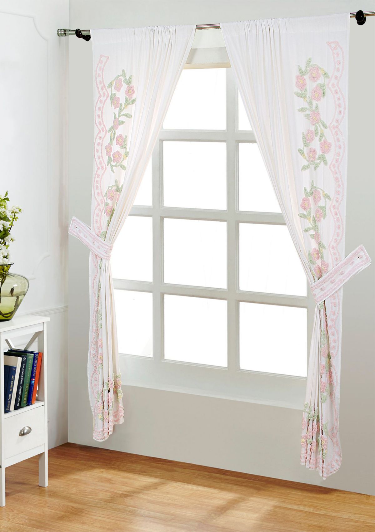 Bloomfield Collection 7 PC Bedspread Set with Shams