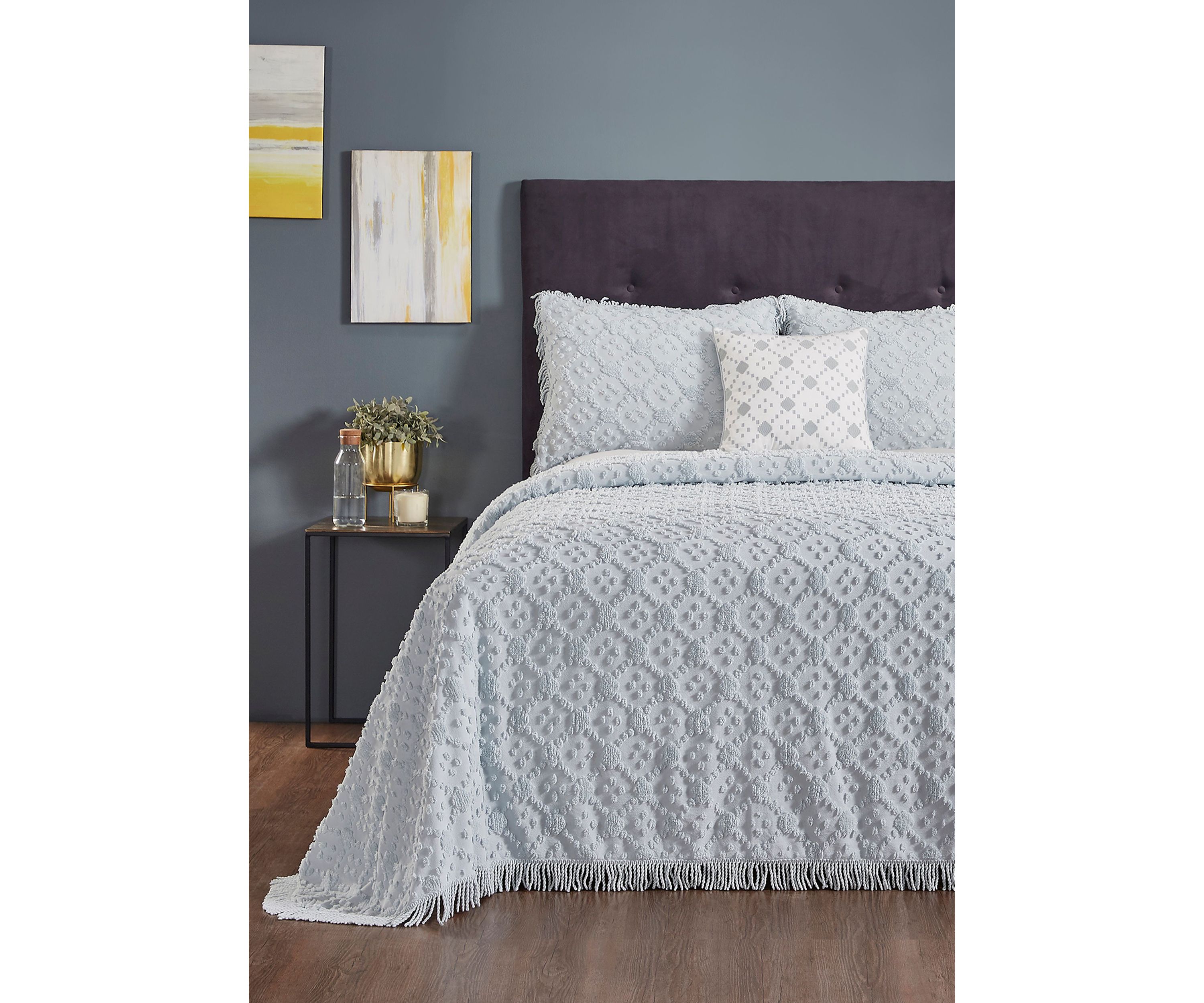 Charleston Collection 4 PC Bedspread Set with Shams
