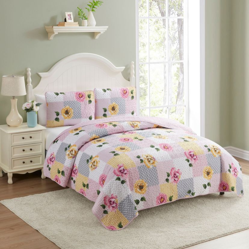 Floral Patchwork Printed Quilt Set