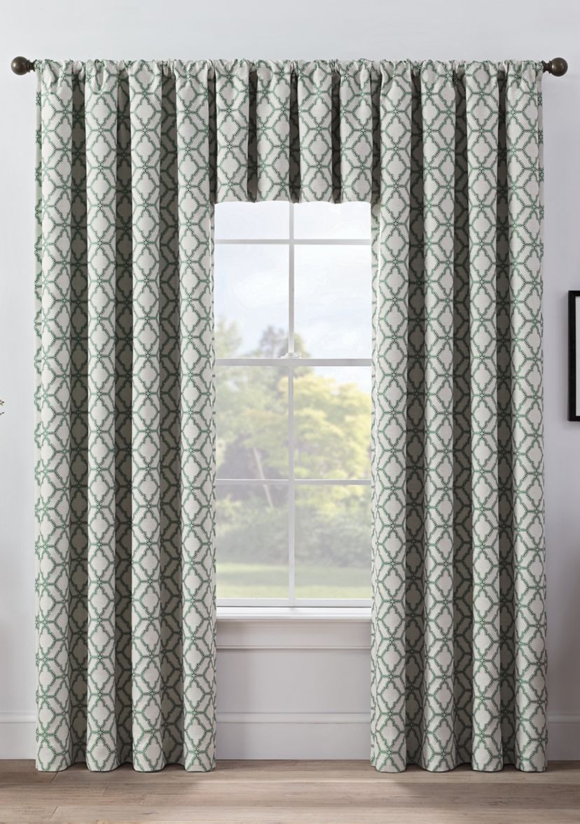 Lollie Valance