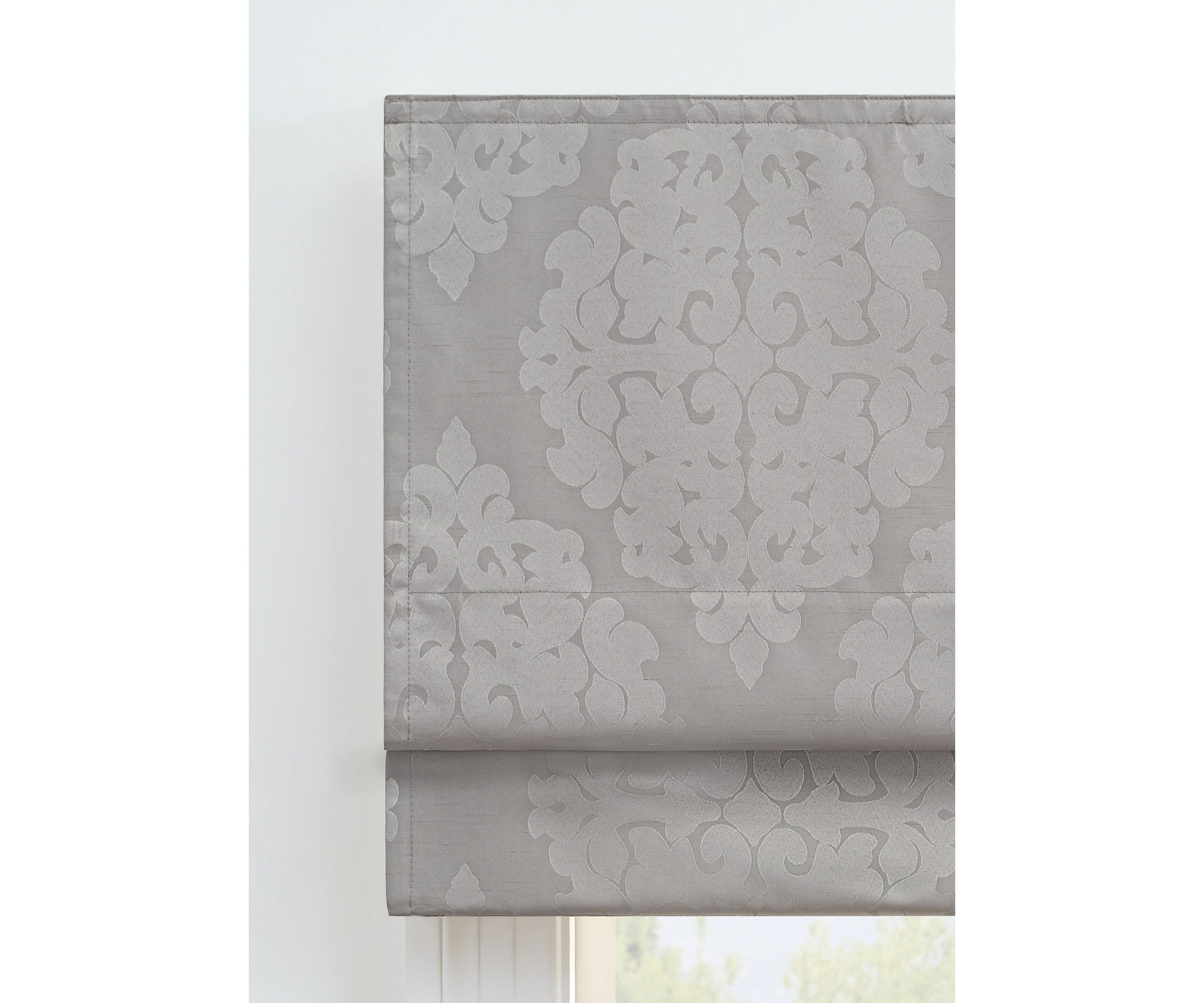 CARLTON TOTAL BLACKOUT ROMAN SHADE