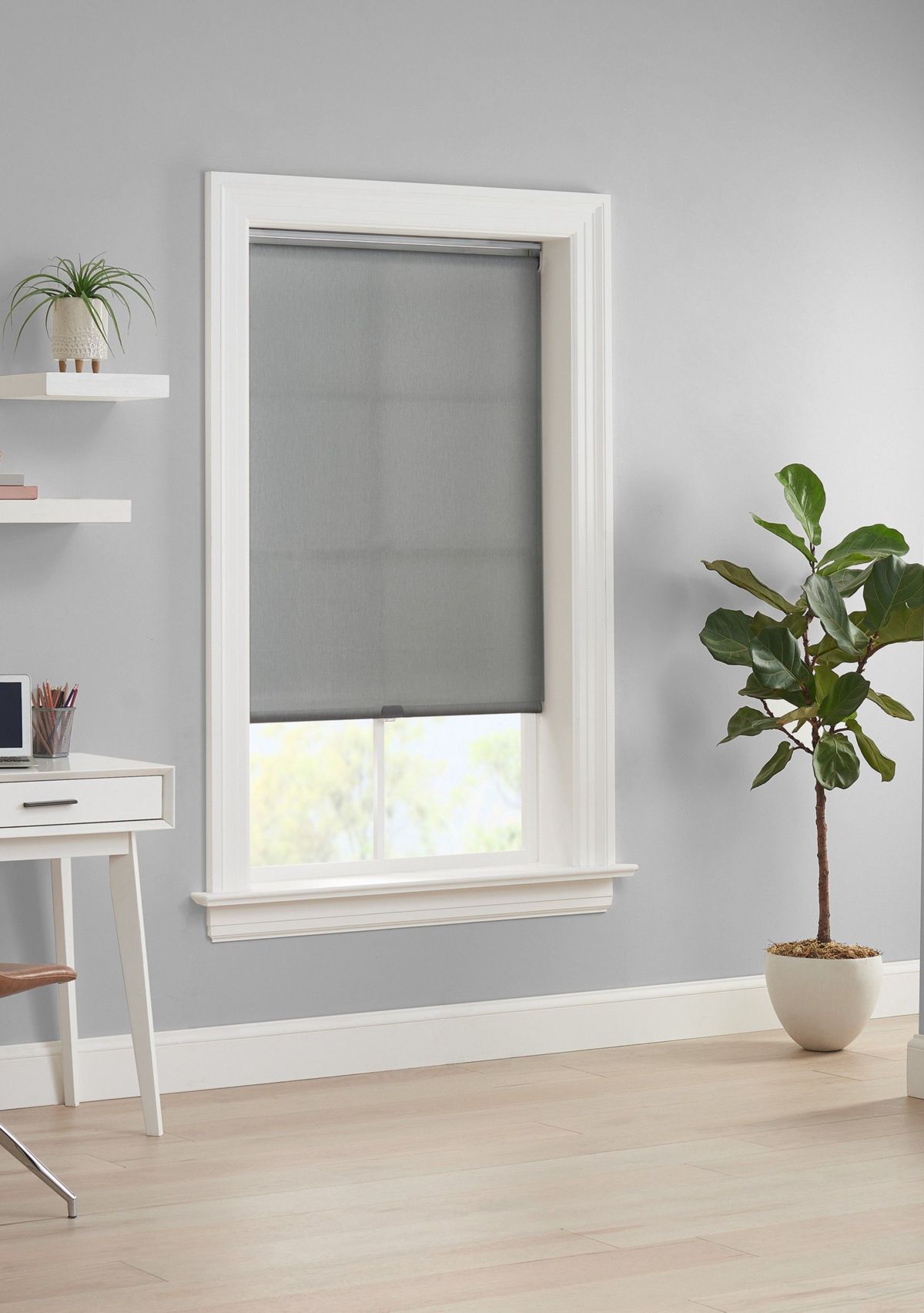HOLDEN LIGHT FILTERING ROLLER SHADE