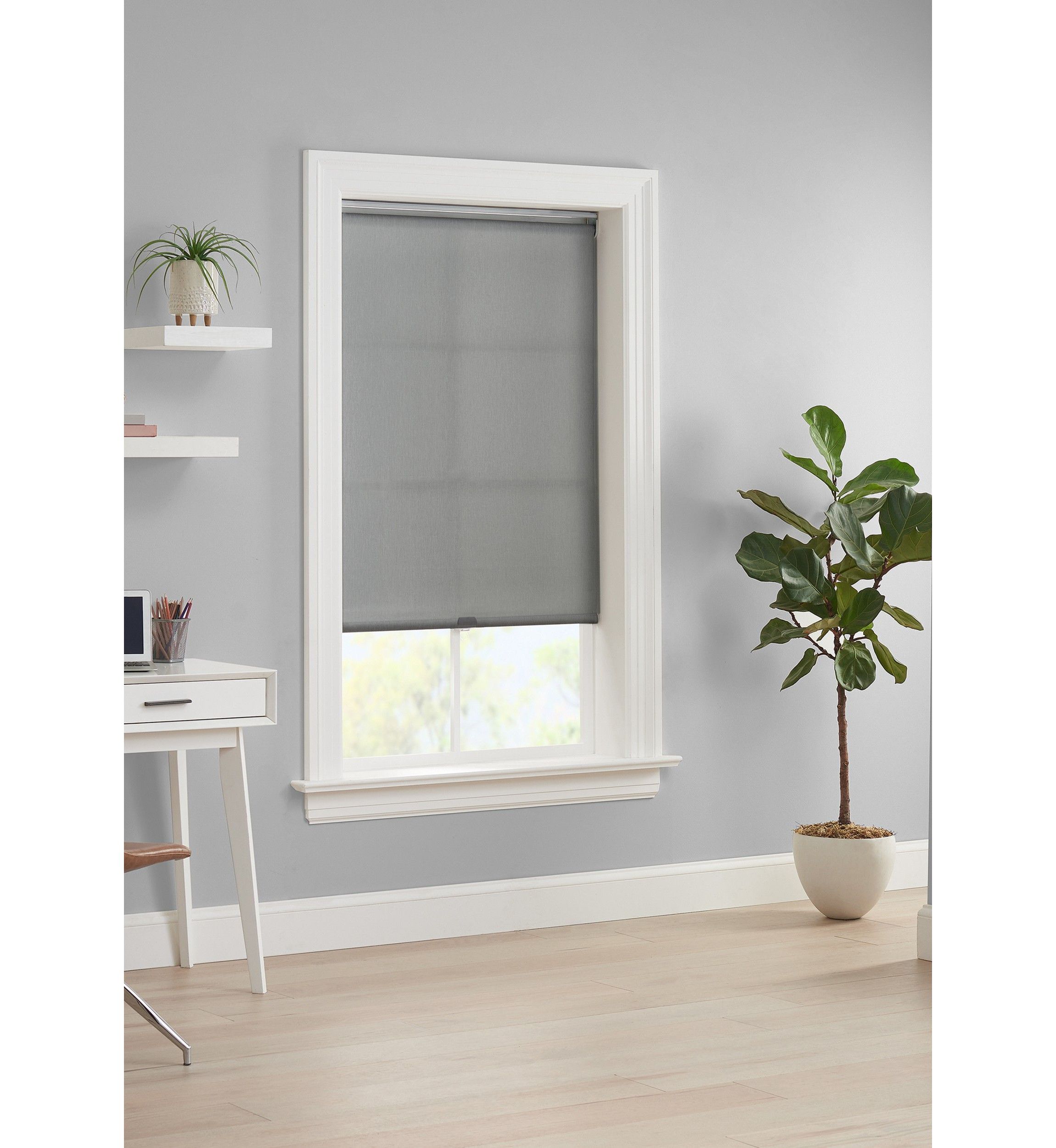 HOLDEN LIGHT FILTERING ROLLER SHADE