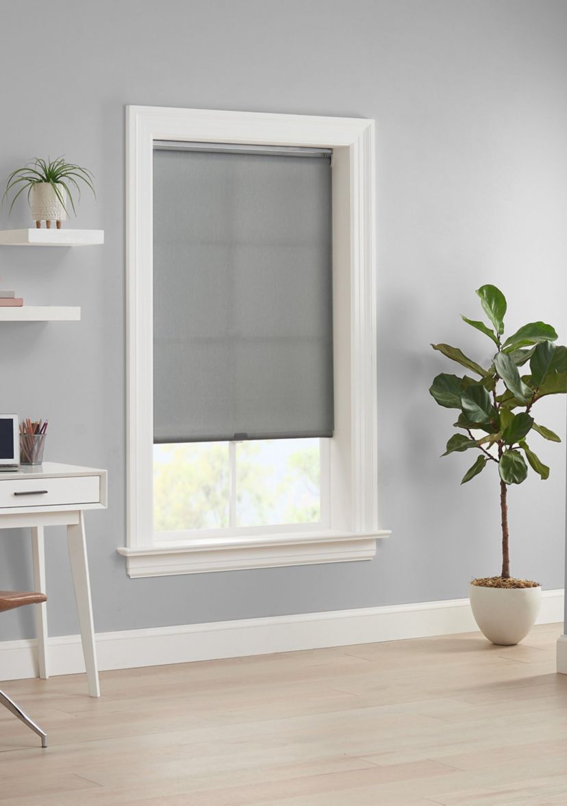 HOLDEN LIGHT FILTERING ROLLER SHADE