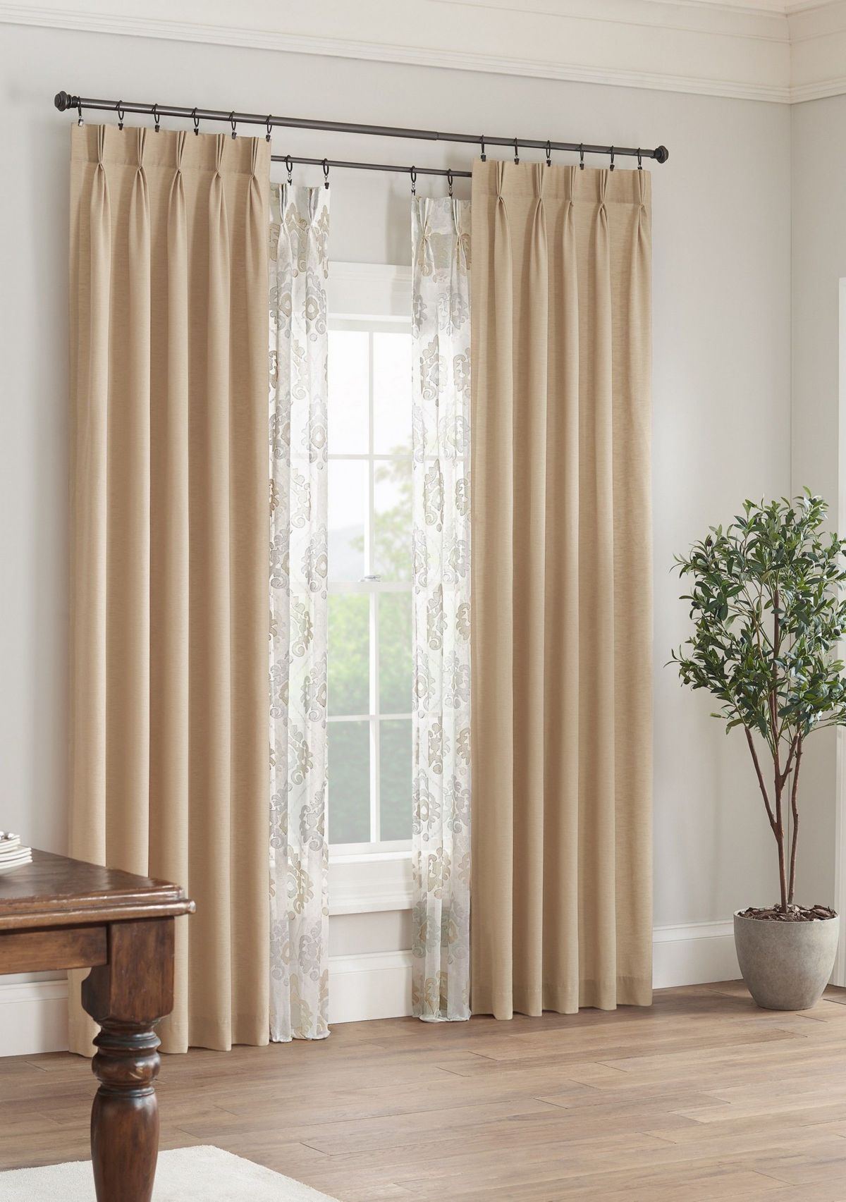 SERENDIPITY 5 PLEAT LIGHT FILTERING PANEL