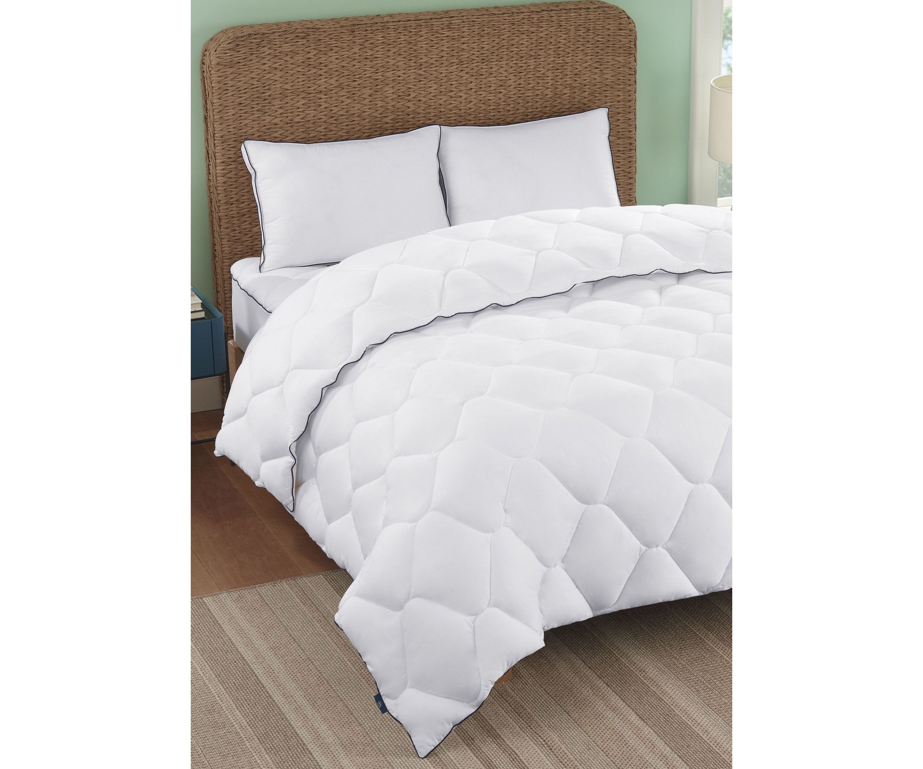 Serta Ocean Breeze Down Alternative Comforter