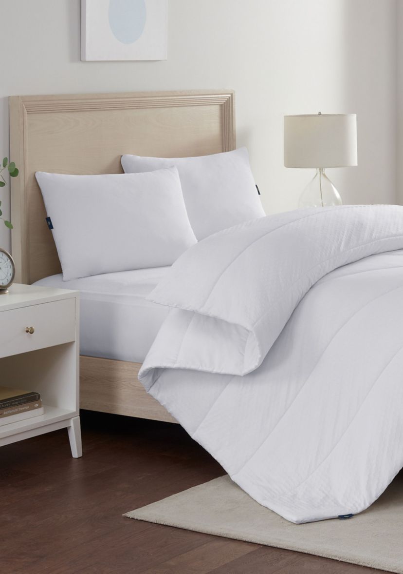 Serta Power Chill Down Alternative Comforter